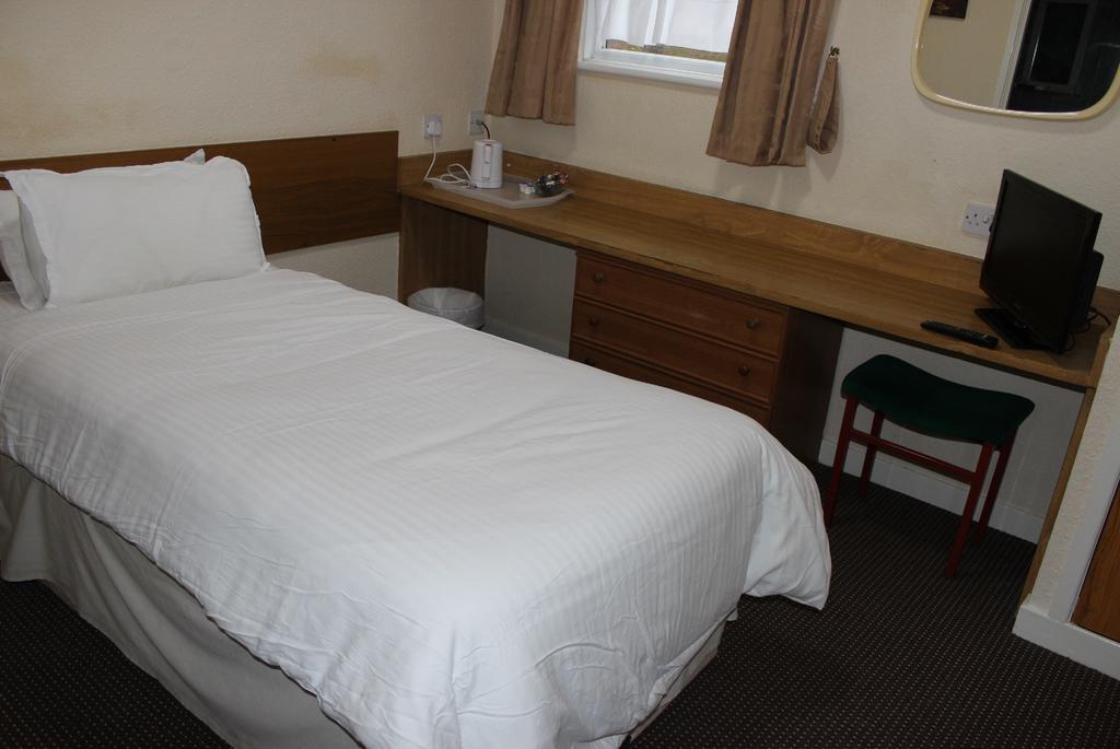 The Premier Lodge Morpeth Bagian luar foto